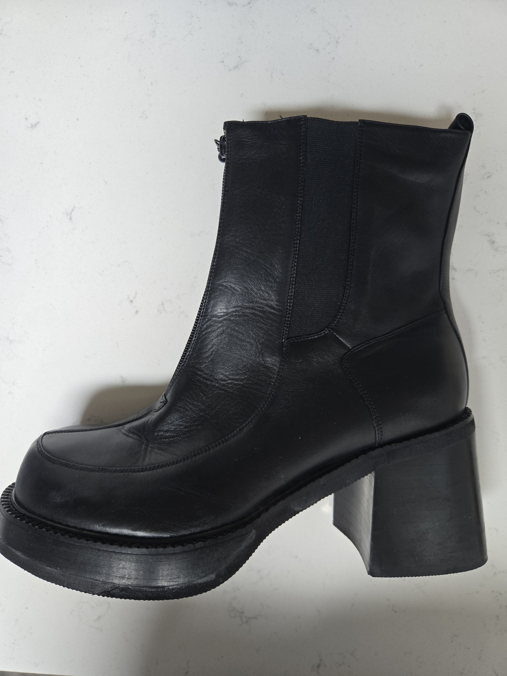Peerage Women's Black Leather Platform Boot Size 12 WW